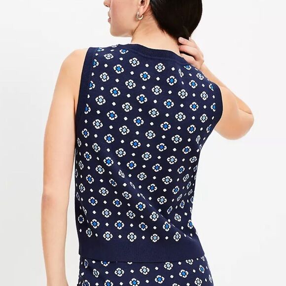 Loft blue and white sweater tank nwt - Picture 3 of 11